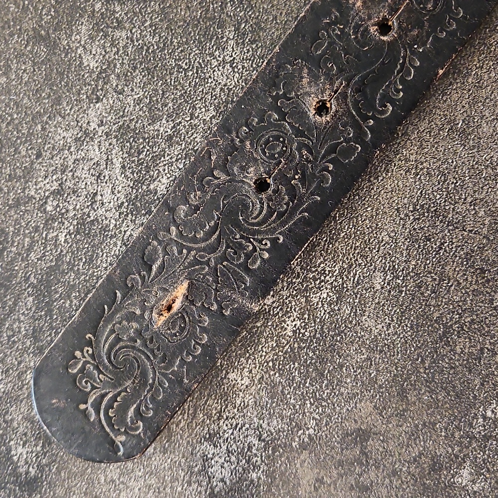 FOSSIL Leather Embossed Belt - Picture 6 of 6